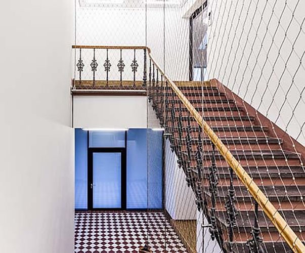 Sécurisation cage d'escalier - France Filets ©